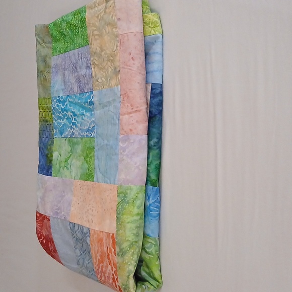 Handmade Colorful Patchwork Quilt - Picture 4 of 12